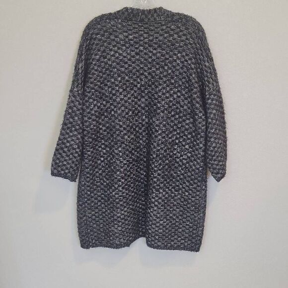 BCBG MaxAzria 3/4 Sleeve Open Front Cardigan Sweater Black White M - Picture 2 of 6